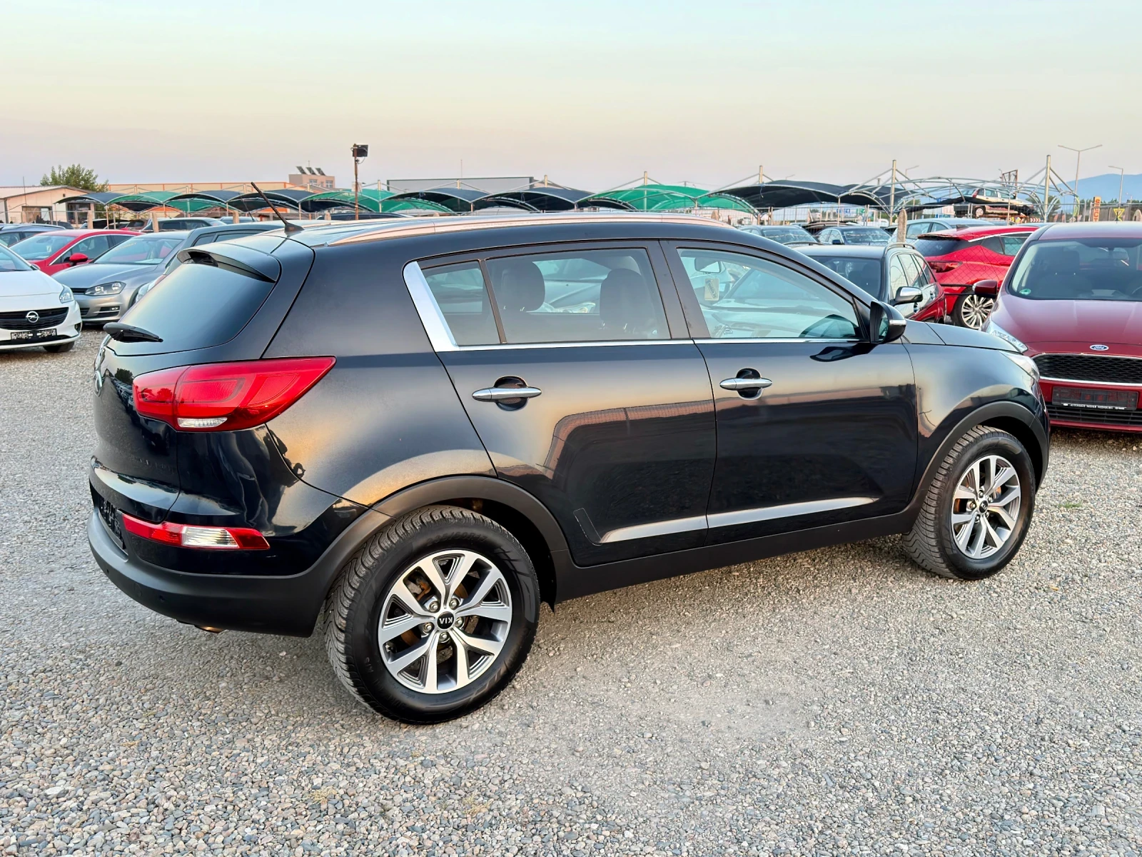 Kia Sportage 1.6 GDI * ГАЗ* 152000км * , снимка 4 - Автомобили и джипове - 55658738