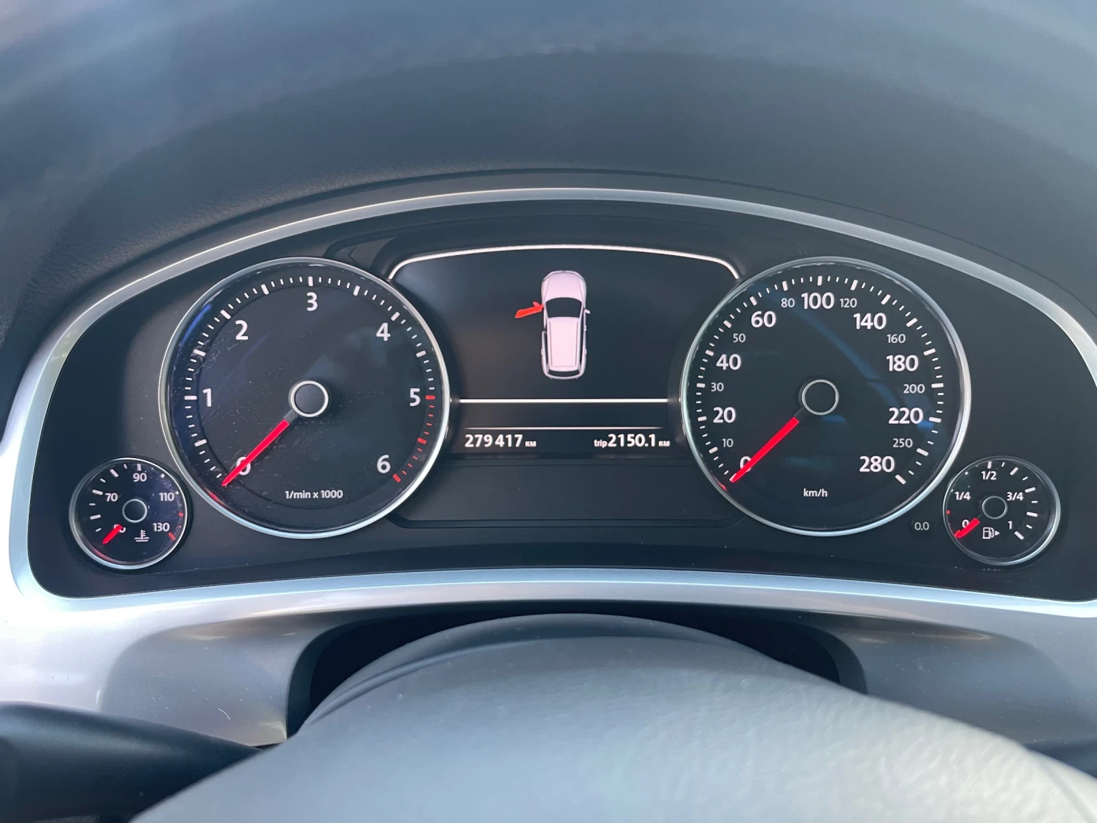 VW Touareg TDI 3.0 242 hp N1, снимка 11 - Автомобили и джипове - 56010936