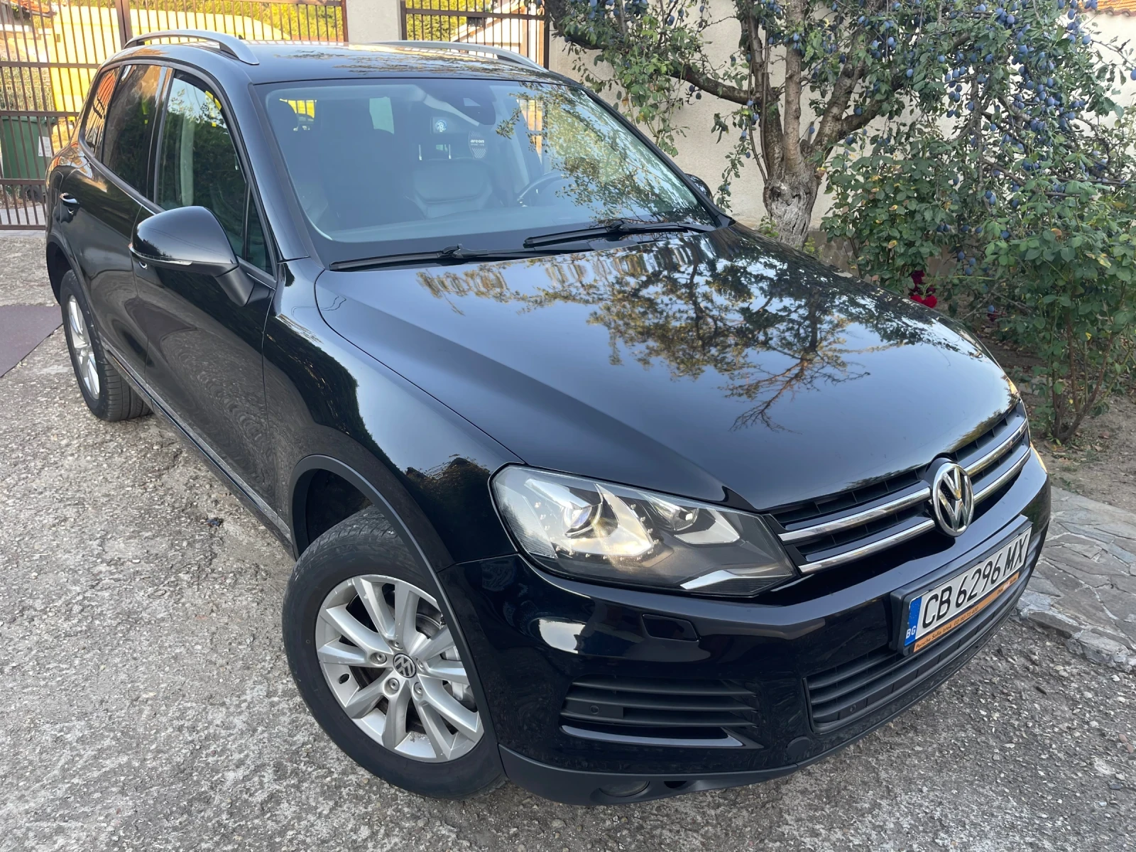 VW Touareg TDI 3.0 242 hp N1, снимка 3 - Автомобили и джипове - 56010936