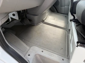 Mercedes-Benz Sprinter 313CDI Две странични врати Климатроник L1H1 Euro 5, снимка 12