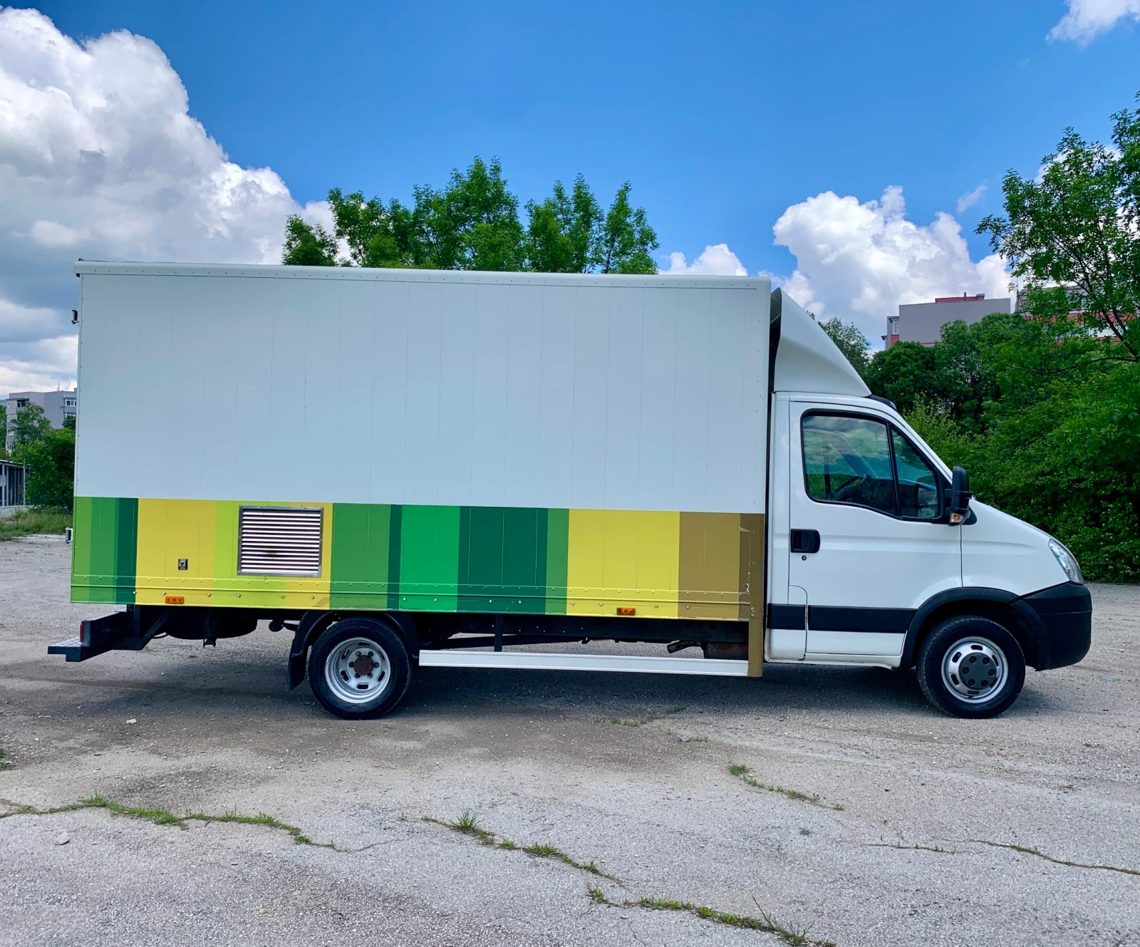 Iveco Daily 50c18* 3.0* 4.50м. ДЪЛЖИНА* 4.10м. МЕЖДУОСИЕ - изображение 8