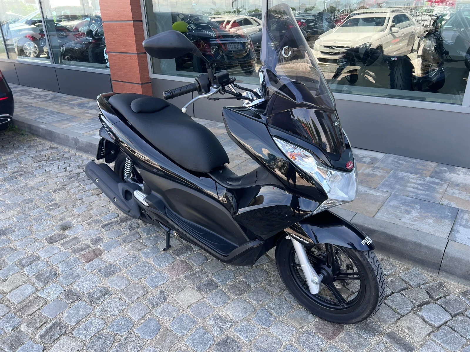 Honda Pcx 150i, снимка 2 - Мотоциклети и мототехника - 54930147