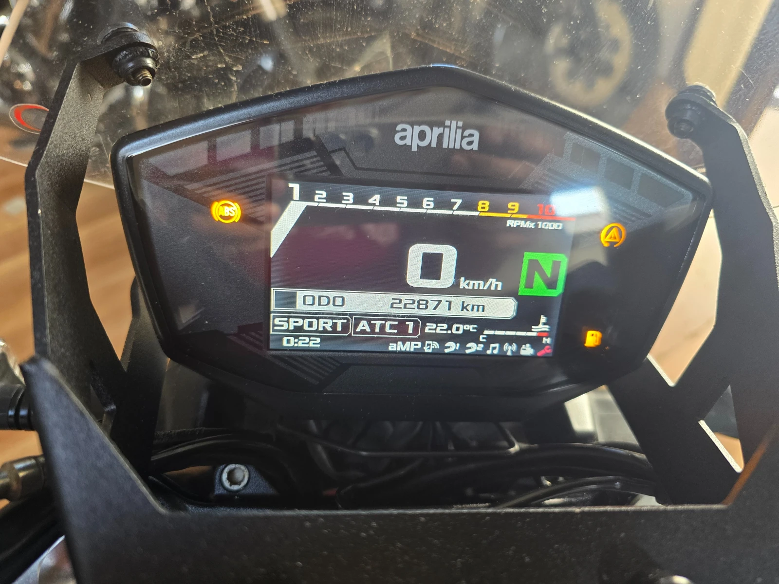 Aprilia Shiver 900 ABS TRC , снимка 8 - Мотоциклети и мототехника - 55684422