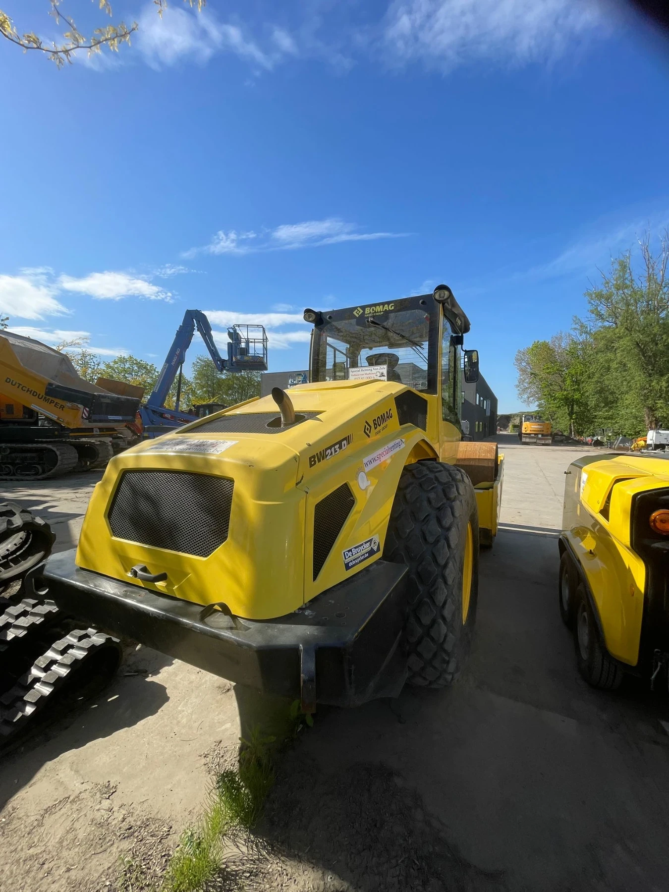 Валяк BOMAG BW216 D-5, снимка 4 - Индустриална техника - 54430545