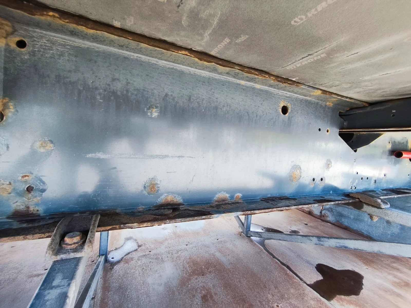  Krone | Mobile.bg   12