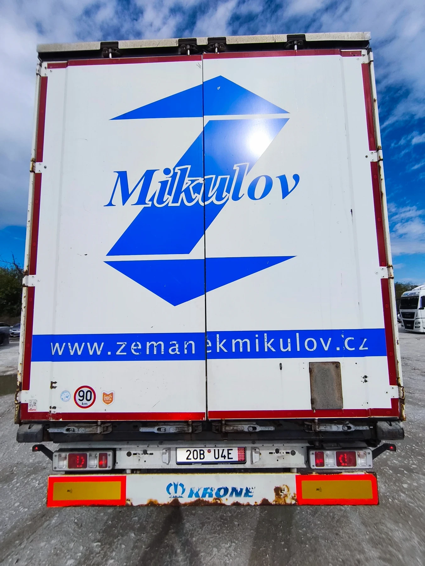  Krone | Mobile.bg   4