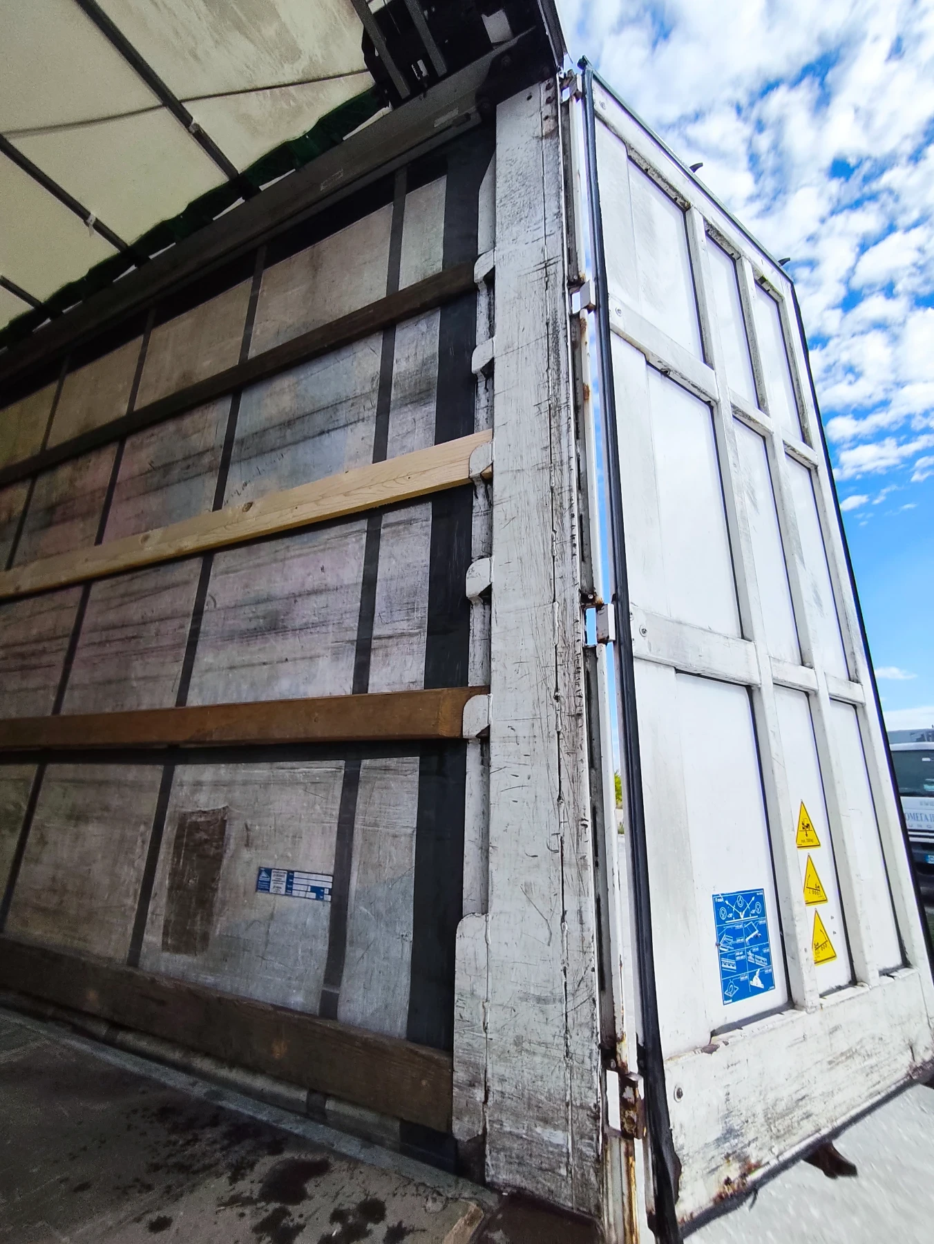  Krone | Mobile.bg   11