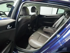 Kia Stinger 3.3 TURBO 2WD MASTERS, снимка 11