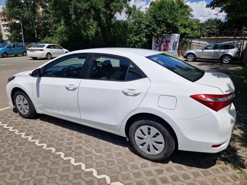 Toyota Corolla 1.6 VVT-i, снимка 3 - Автомобили и джипове - 47418543