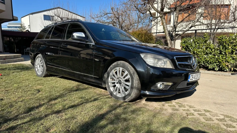 Mercedes-Benz C 220, снимка 4 - Автомобили и джипове - 49044746