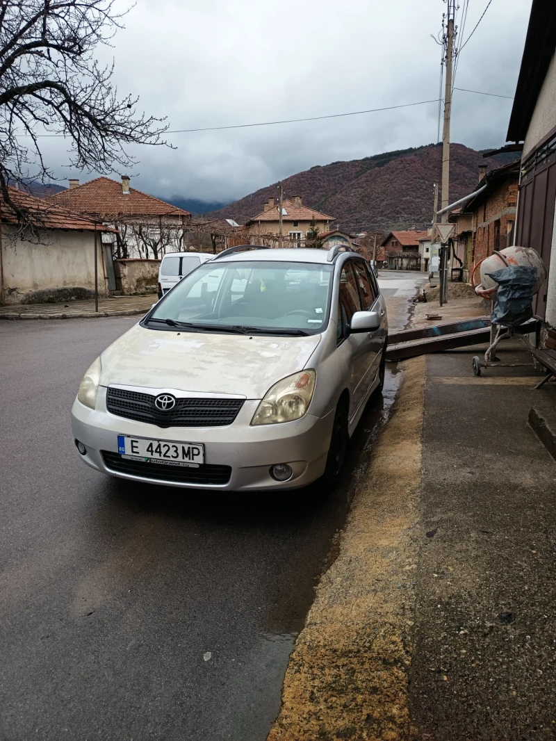 Toyota Corolla verso, снимка 2 - Автомобили и джипове - 52529117