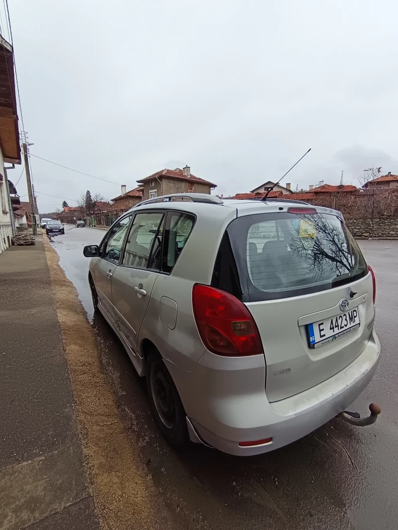 Toyota Corolla verso, снимка 5 - Автомобили и джипове - 52529117