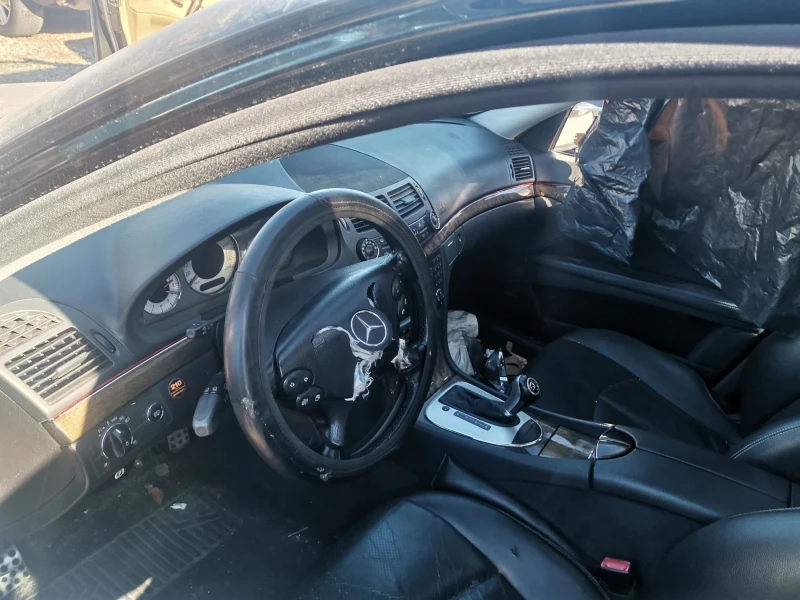 Mercedes-Benz E 320 3.2CDI V6 OM642 avangarde , снимка 6 - Автомобили и джипове - 49573903