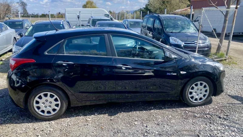 Hyundai I30 1, 4 i 16V, снимка 3 - Автомобили и джипове - 49738754