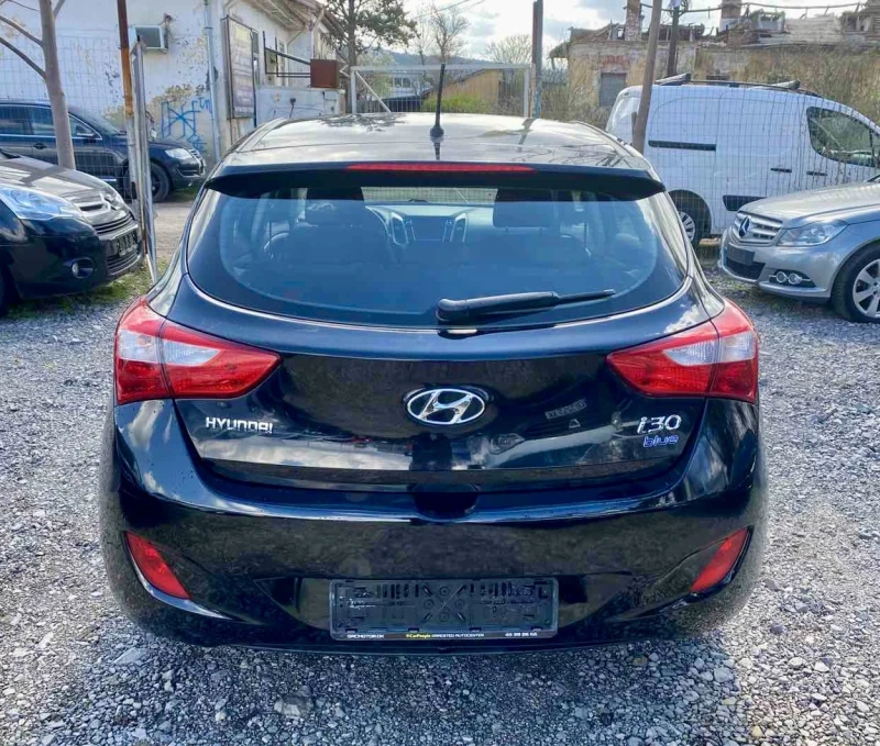 Hyundai I30 1, 4 i 16V, снимка 5 - Автомобили и джипове - 49738754