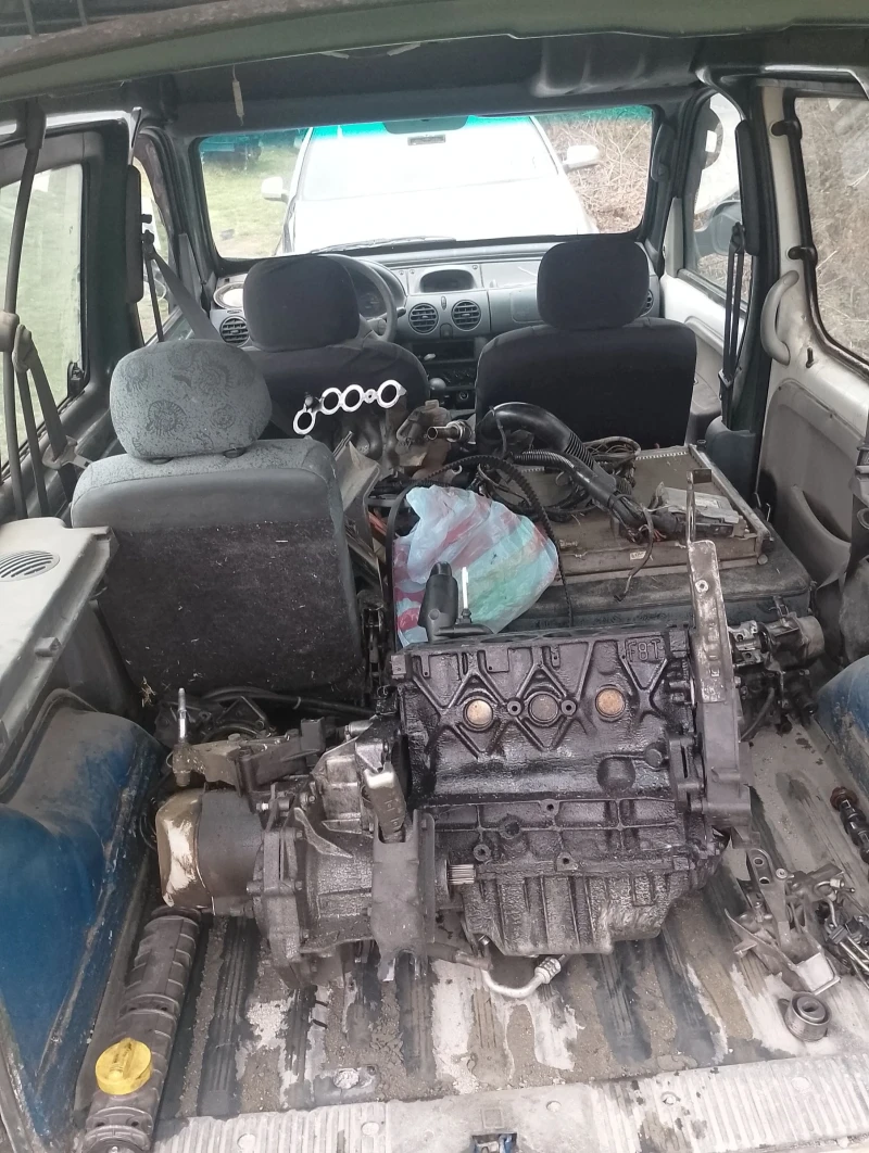 Renault Kangoo 1.9 Чист дизел , снимка 5 - Автомобили и джипове - 50541777