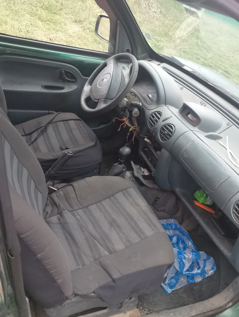 Renault Kangoo 1.9 Чист дизел , снимка 7 - Автомобили и джипове - 50541777