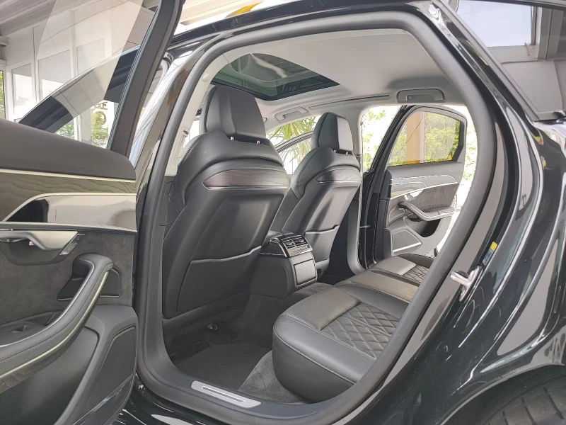 Audi A8, снимка 7 - Автомобили и джипове - 51792094