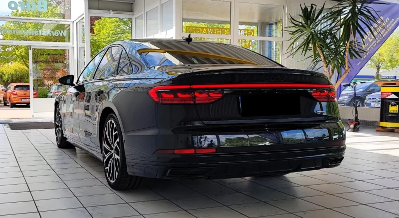 Audi A8, снимка 4 - Автомобили и джипове - 51792094