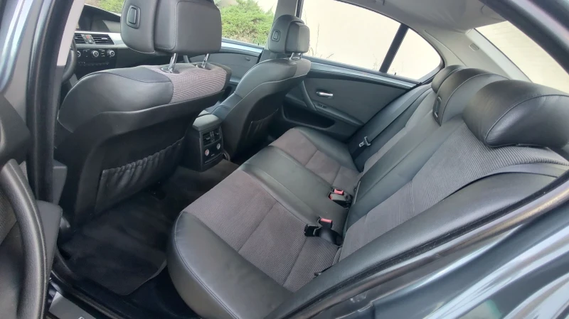 BMW 530 D Xdrive FACELIFT , снимка 11 - Автомобили и джипове - 51876932