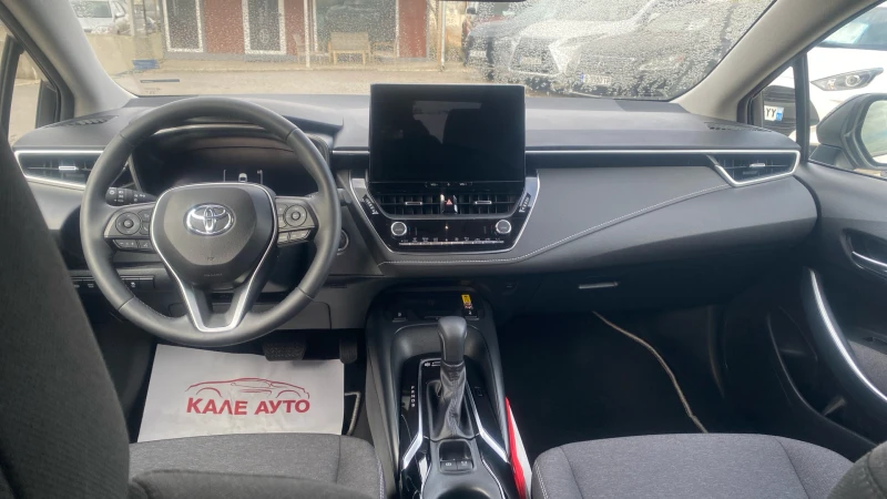 Toyota Corolla 1.8HSD Executive Plus, снимка 8 - Автомобили и джипове - 52295823