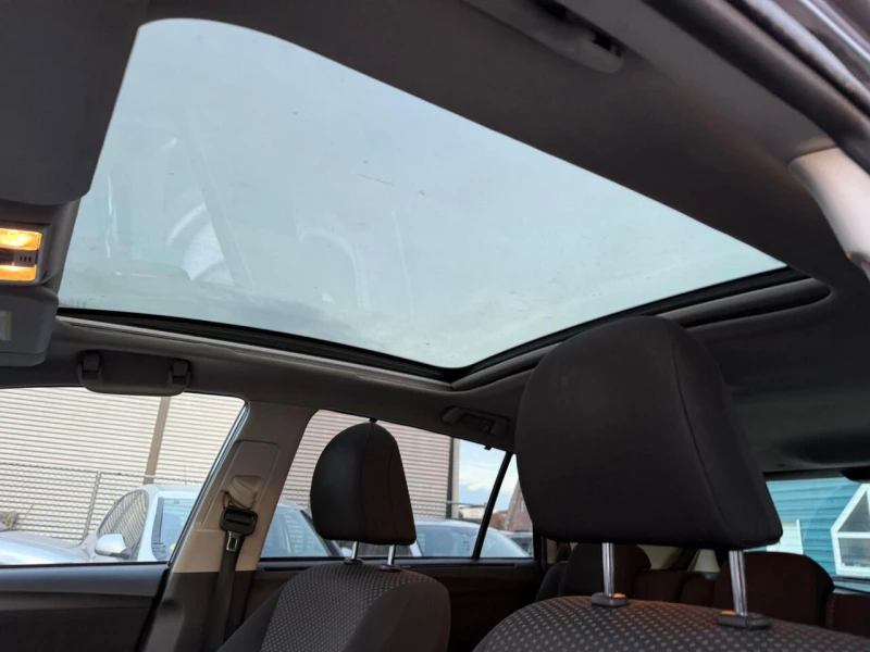 Toyota Verso 1.8 VVT-i С Гаранция | Очакван внос!, снимка 8 - Автомобили и джипове - 52376224