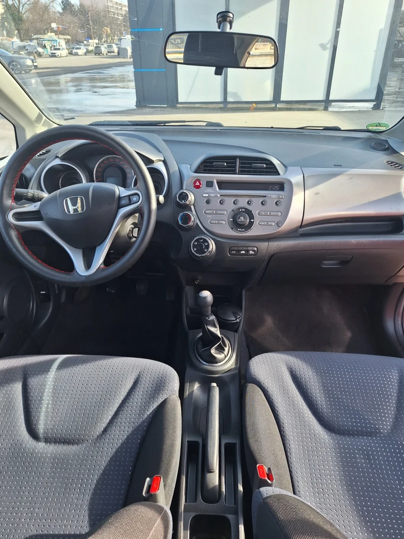 Honda Jazz, снимка 6 - Автомобили и джипове - 52839777