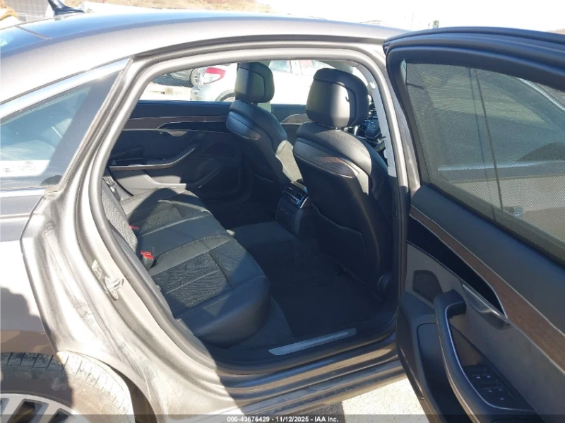 Audi A8  L* DIGITAL* ОБДУХВАНЕ* ПОДГРЕВ* Bang & Olufsen, снимка 9 - Автомобили и джипове - 52892191