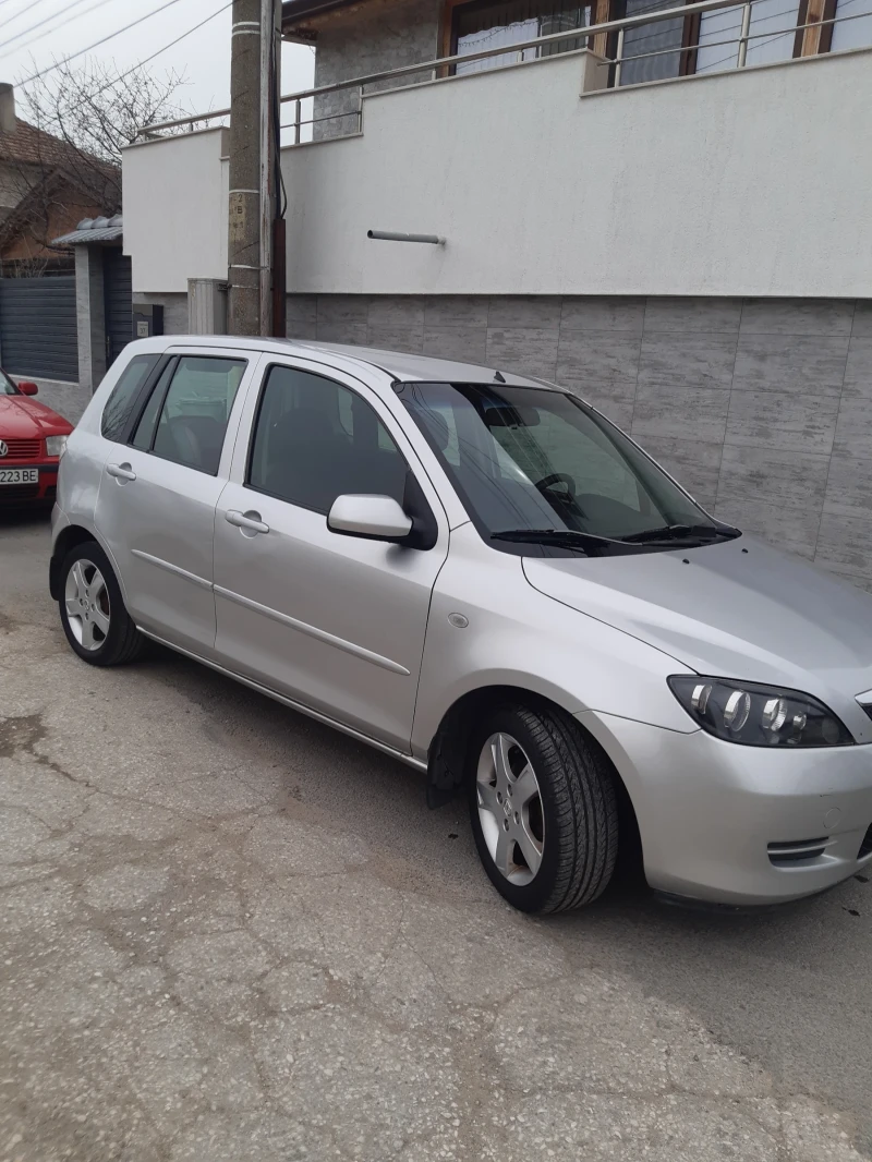 Mazda 2 1.4 Dizel, снимка 13 - Автомобили и джипове - 52929888
