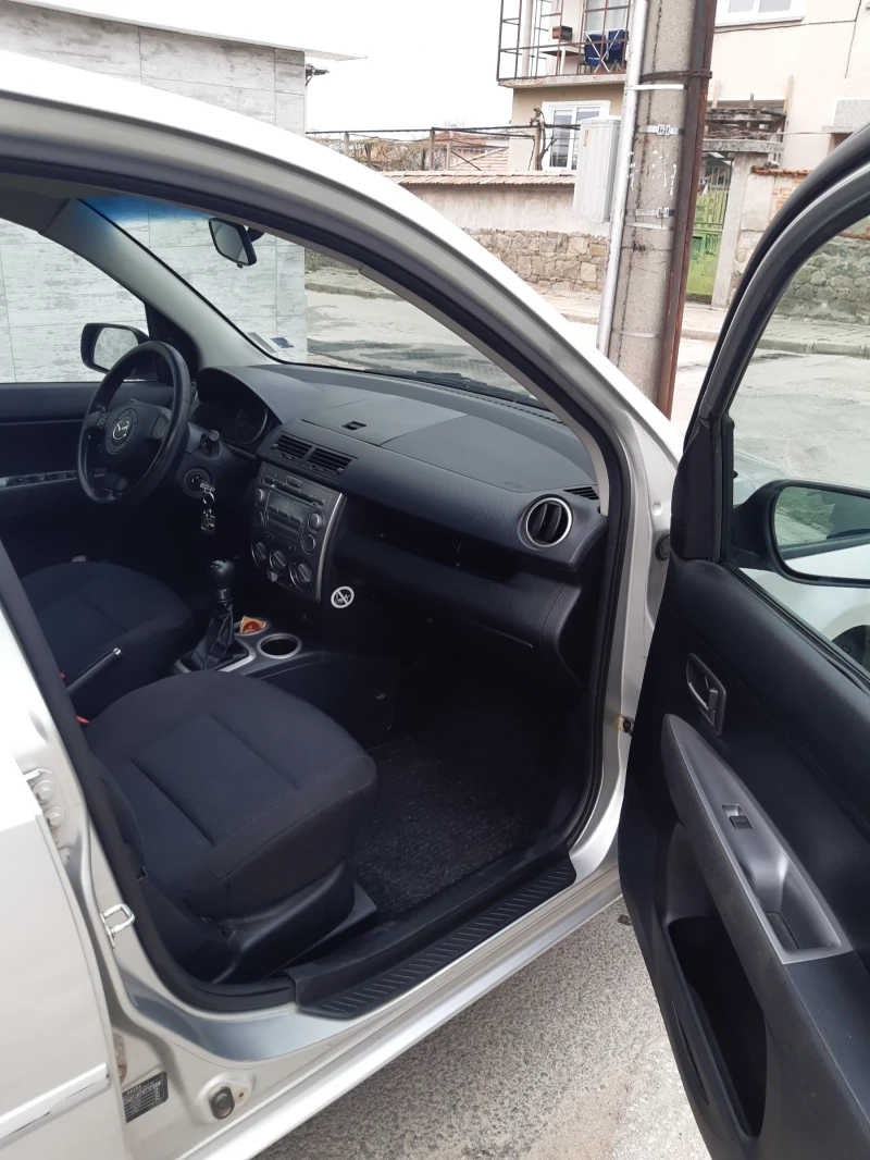 Mazda 2 1.4 Dizel, снимка 2 - Автомобили и джипове - 52929888