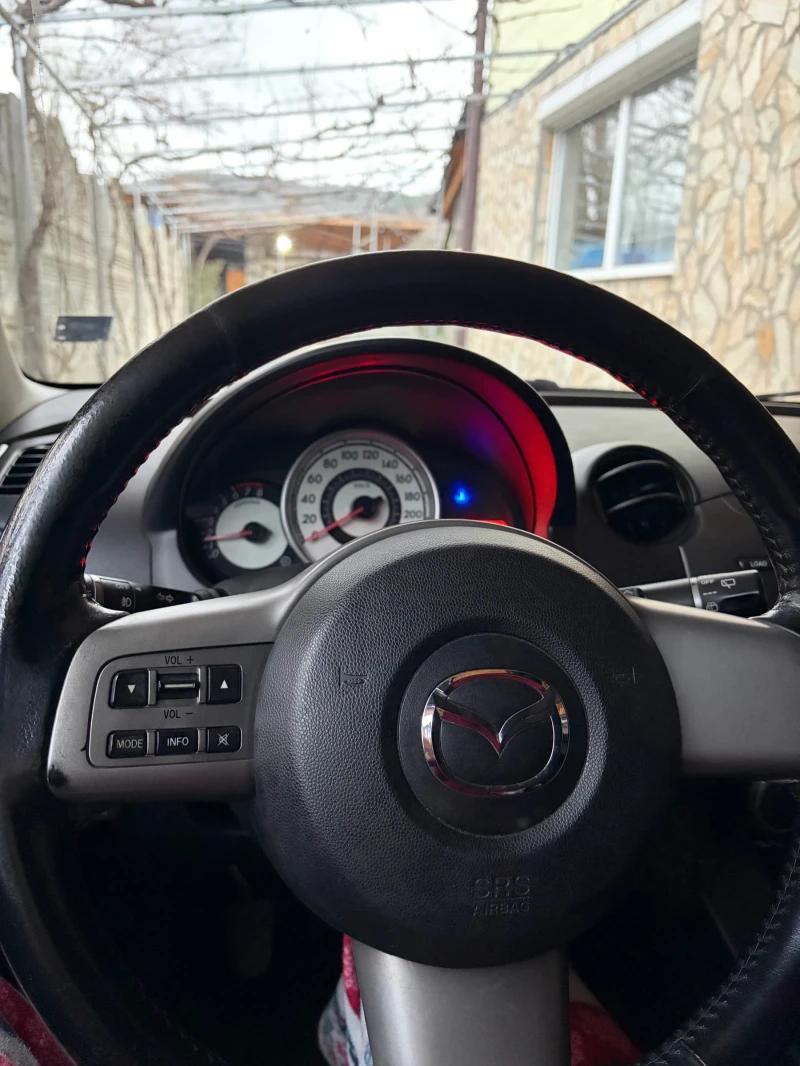 Mazda 2, снимка 2 - Автомобили и джипове - 53013167