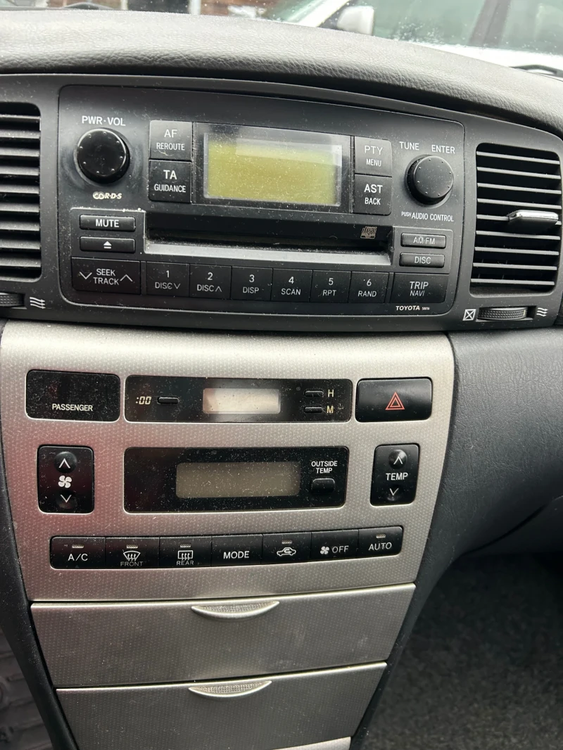 Toyota Corolla 1.4 VVT-i 97 к.с. 155000 км., снимка 15 - Автомобили и джипове - 53387350