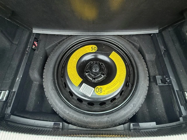 Audi A4 S line - изображение 7