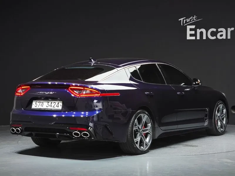 Kia Stinger 3.3 TURBO 2WD MASTERS, снимка 2 - Автомобили и джипове - 55035674