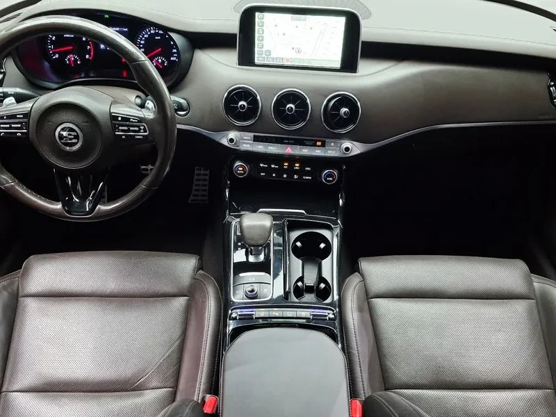 Kia Stinger 3.3 TURBO 2WD MASTERS, снимка 7 - Автомобили и джипове - 55035674