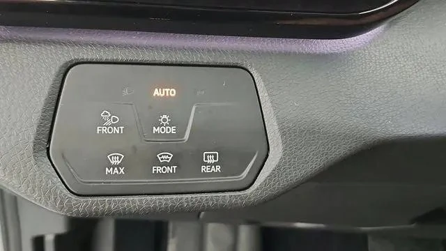 VW ID.4 PRO S AWD, снимка 14 - Автомобили и джипове - 55642867