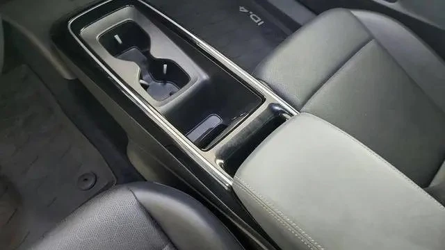 VW ID.4 PRO S AWD, снимка 15 - Автомобили и джипове - 55642867