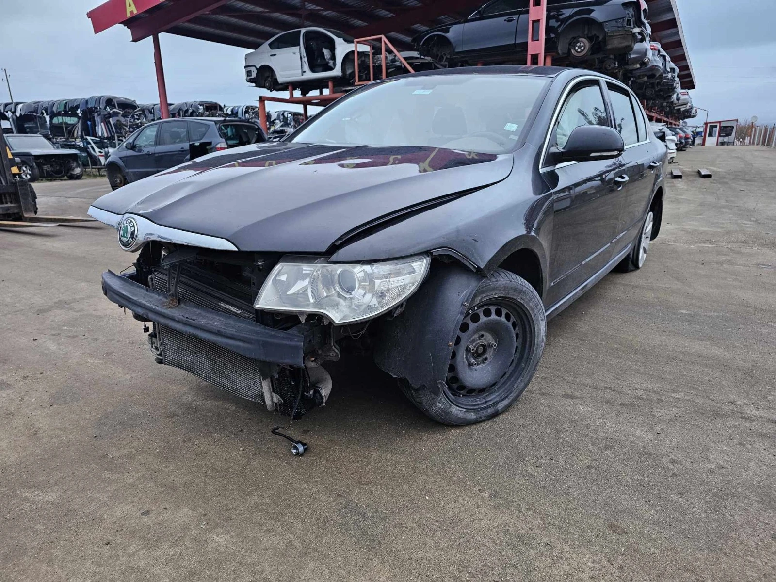 Skoda Superb 2.0, снимка 1