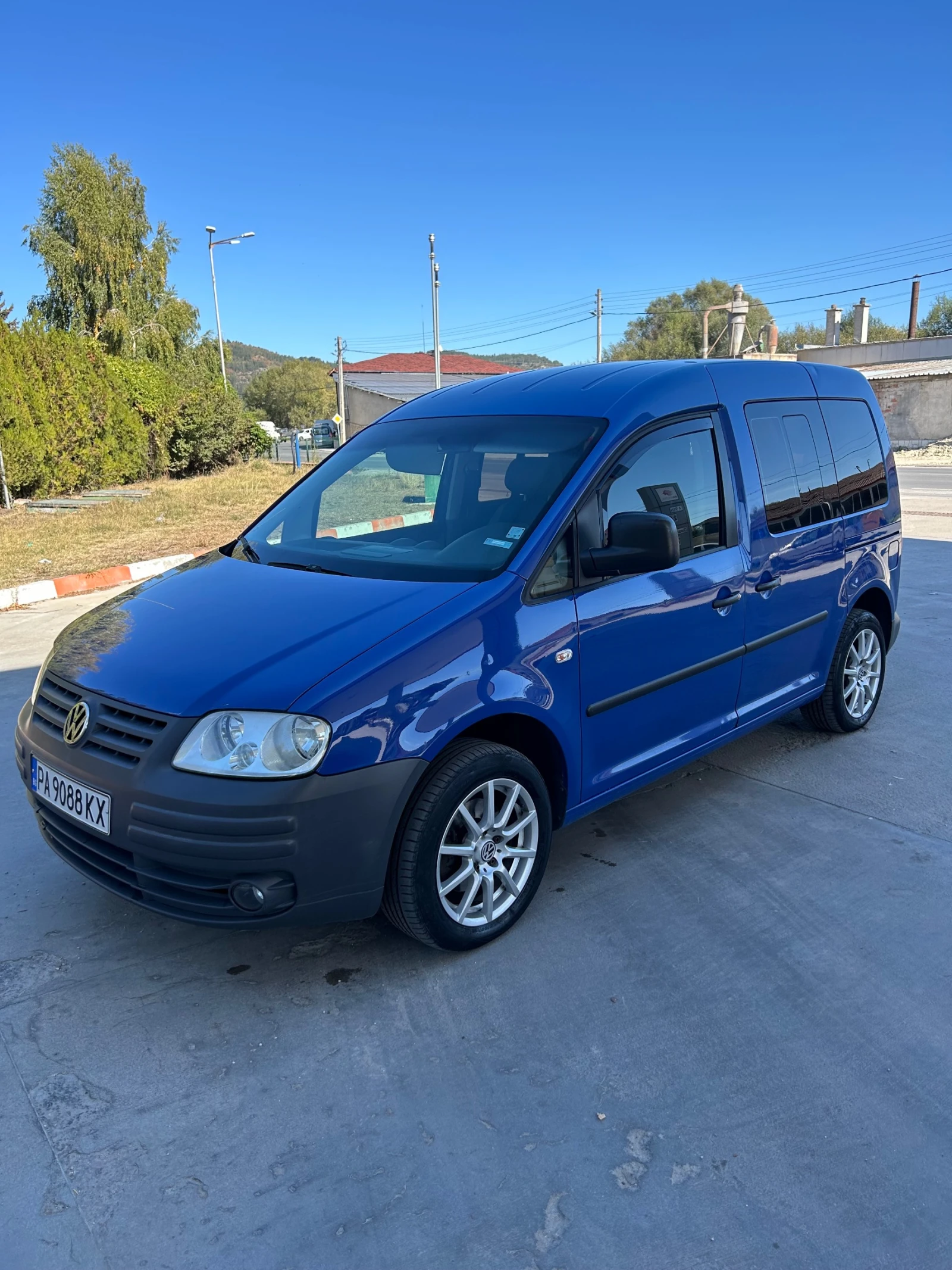 VW Caddy 2.0 GAZ - изображение 2