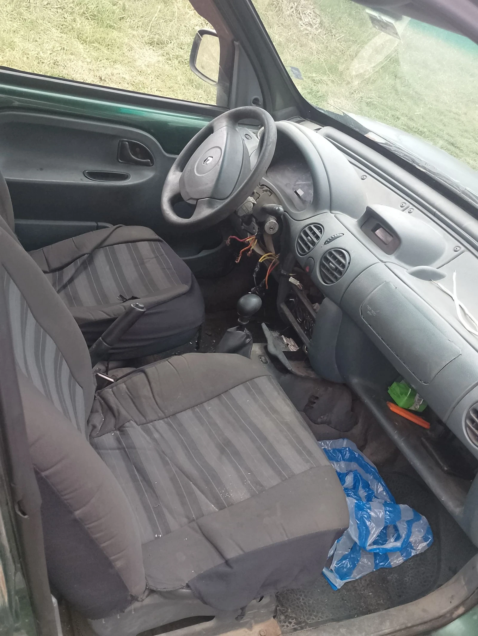 Renault Kangoo 1.9 Чист дизел  - изображение 7