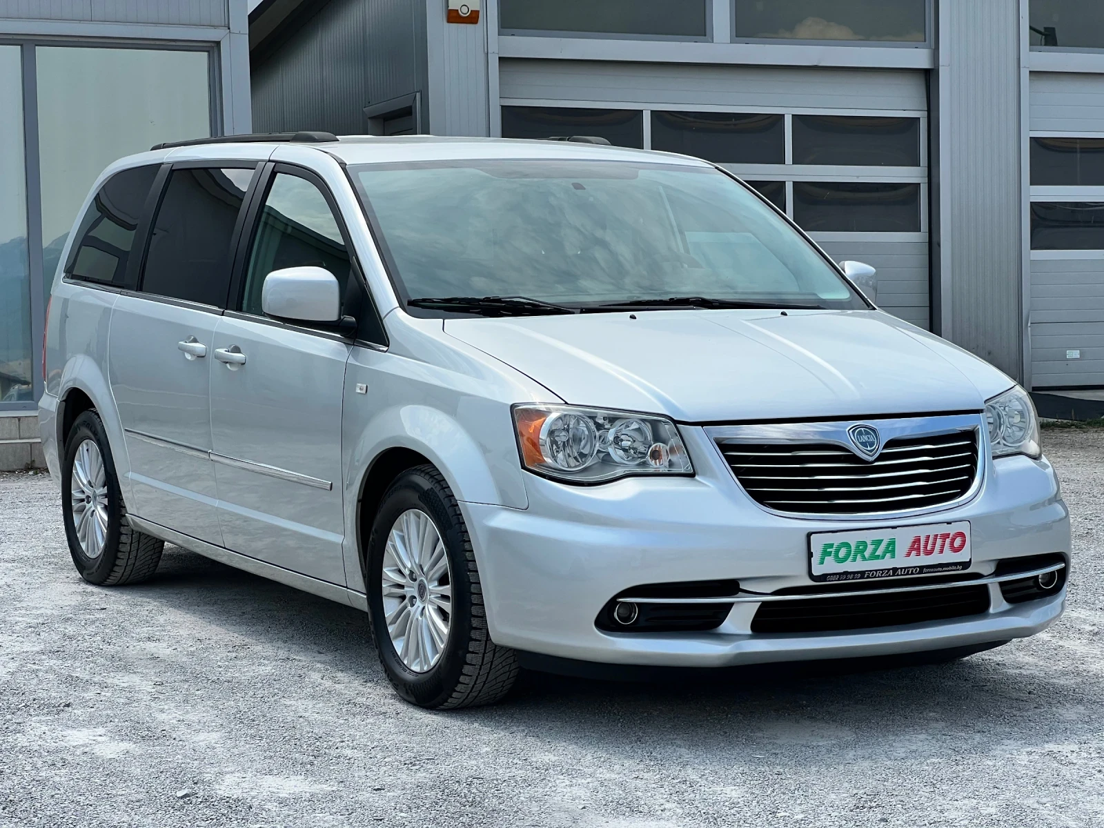 Lancia Voyager 2.8 CRDI-GOLD-7МЕСТА-КАМЕРА - изображение 3