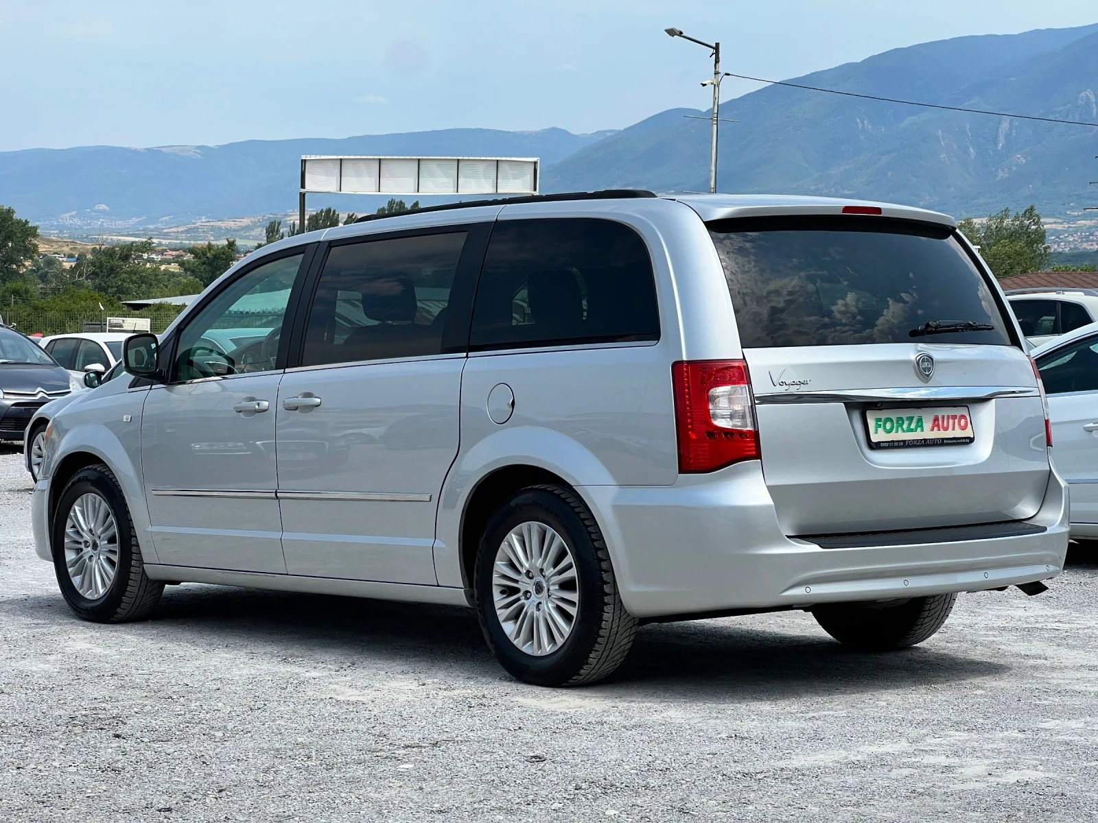 Lancia Voyager 2.8 CRDI-GOLD-7МЕСТА-КАМЕРА - изображение 5