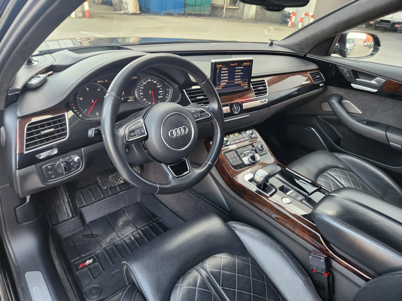Audi A8 4.2 BI TDI 3xTV B&O FULL  - изображение 6