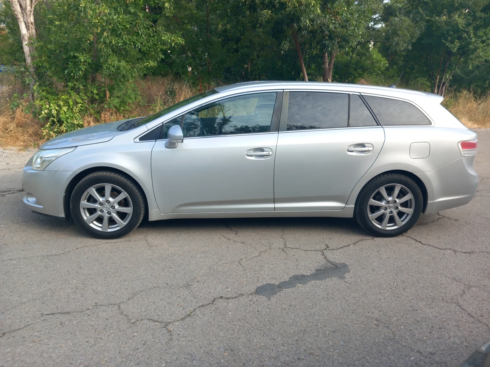 Toyota Avensis 2.0 i АВТОМАТИК - изображение 8