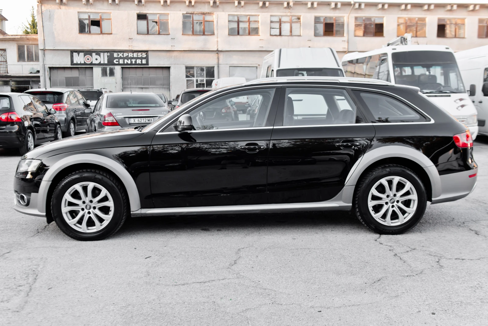 Audi A4 Allroad 2.0 TDI - ALLROALD - QUATTRO - LED | Mobile.bg   4