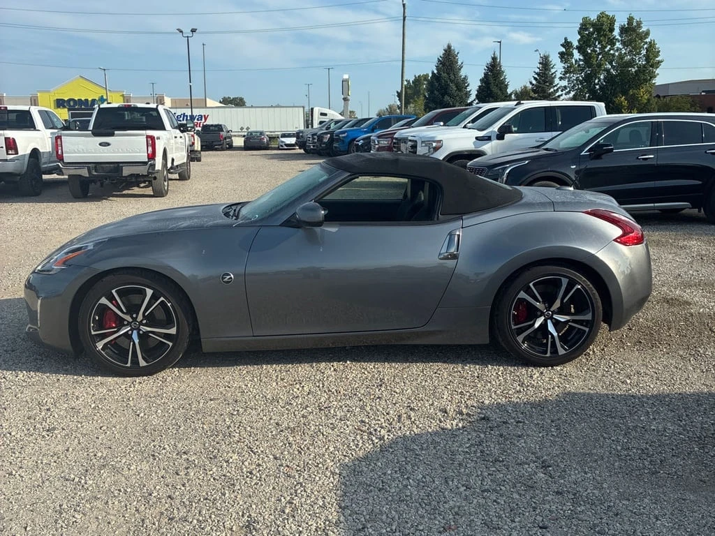 Nissan 370Z * Touring Top * CARFAX * БЕЗ ПЪРВОНАЧАЛНА ВНОСКА - изображение 3