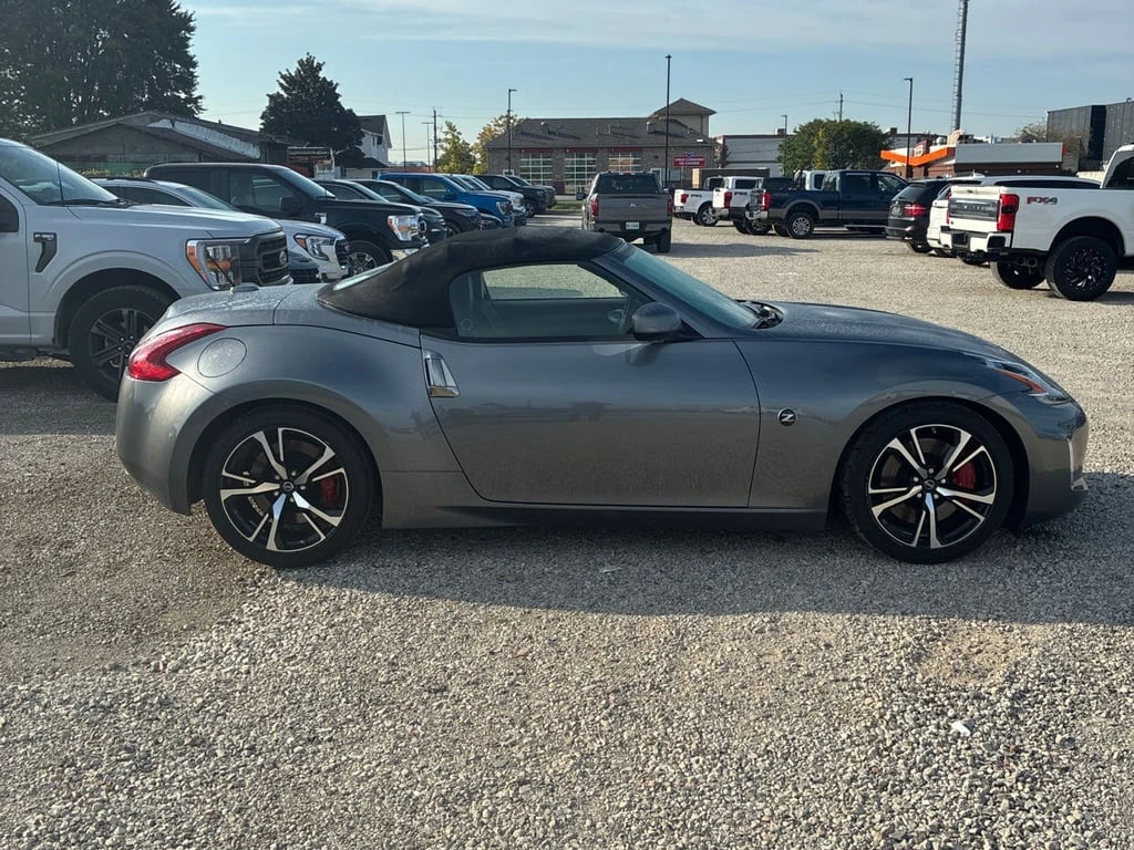 Nissan 370Z * Touring Top * CARFAX * БЕЗ ПЪРВОНАЧАЛНА ВНОСКА - изображение 4