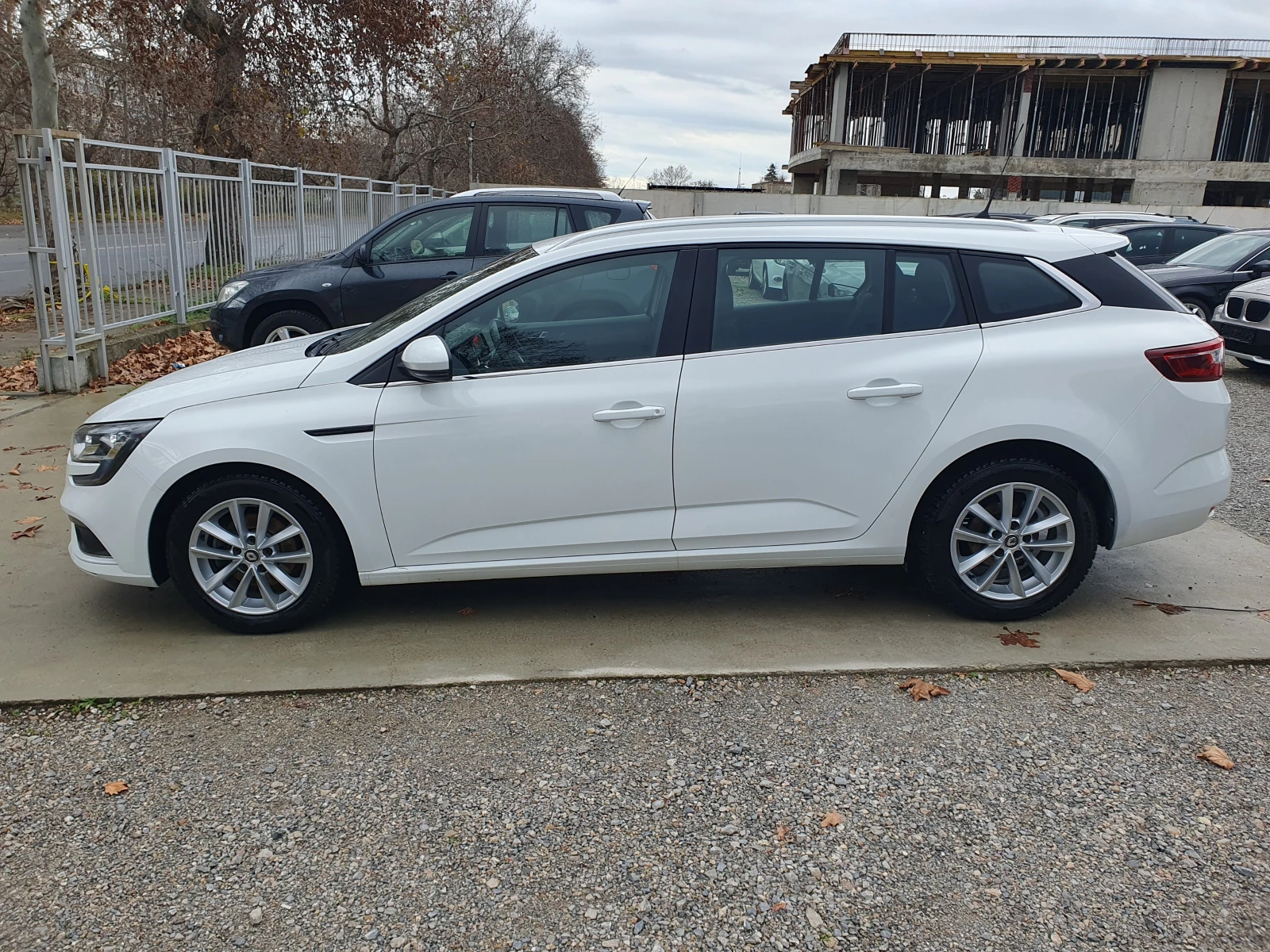 Renault Megane 1.5/110кс/AVTOMAT - изображение 4