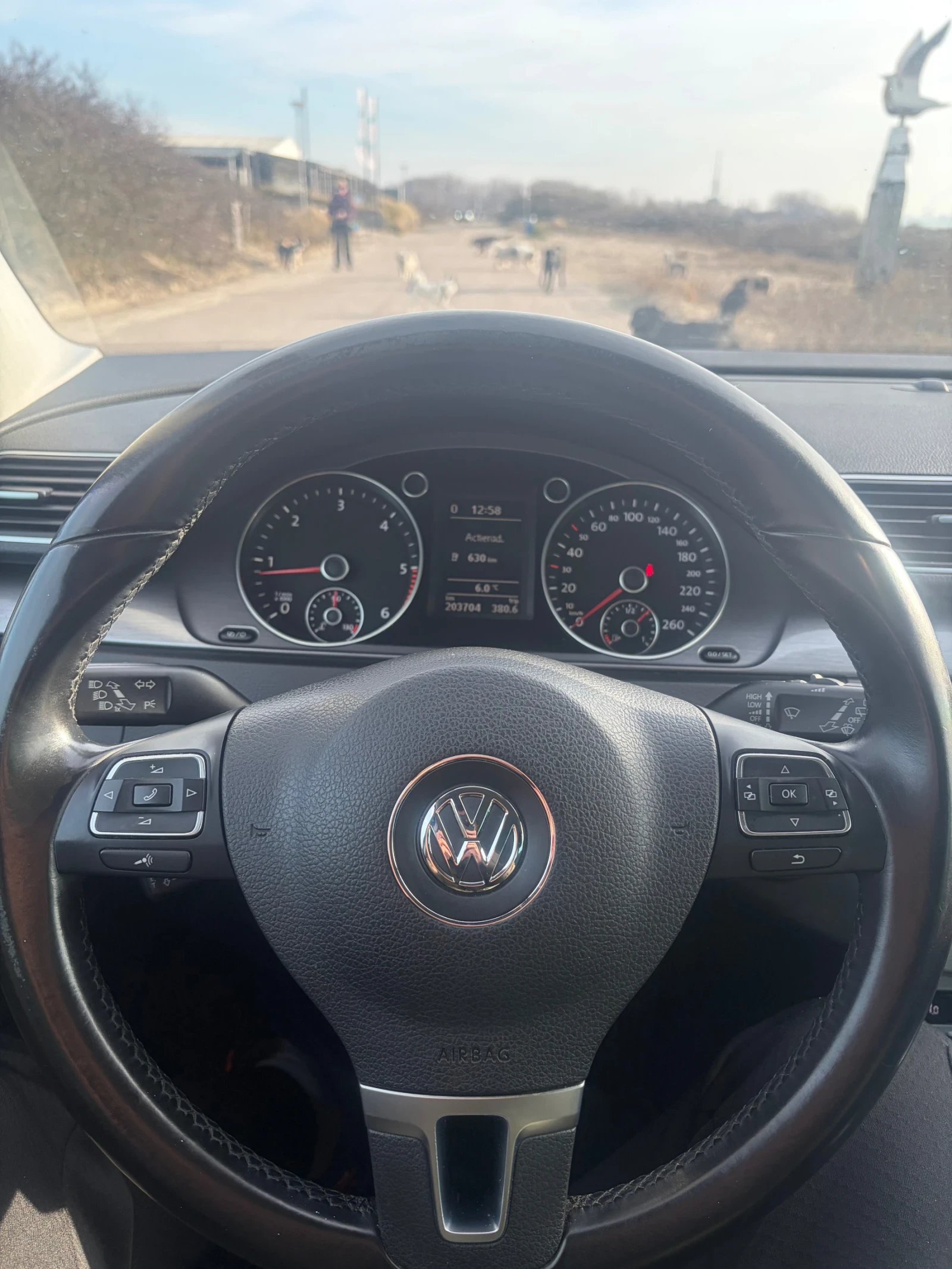 VW Passat 1.6TDI 2013 - изображение 8