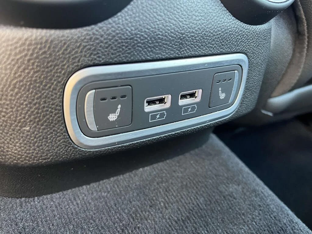 Alfa Romeo Giulia VELOCE RWD* АвтоКредит* (Цена до БГ), снимка 13 - Автомобили и джипове - 53780324